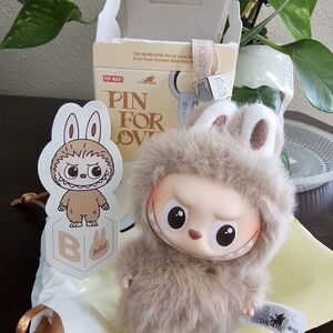 PIN FOR LOVE LETTER "B", OPENED BOX